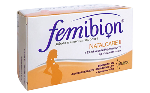 Femibion ​​в изненадващо женско и течащо изпълнение