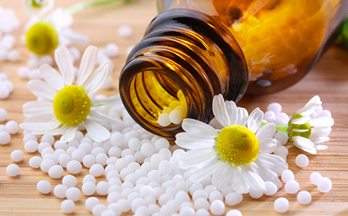 Хомеопатични гранули от бял цвят